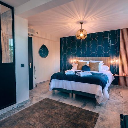 Les Suites De L'Etang Cucuron Ngoại thất bức ảnh