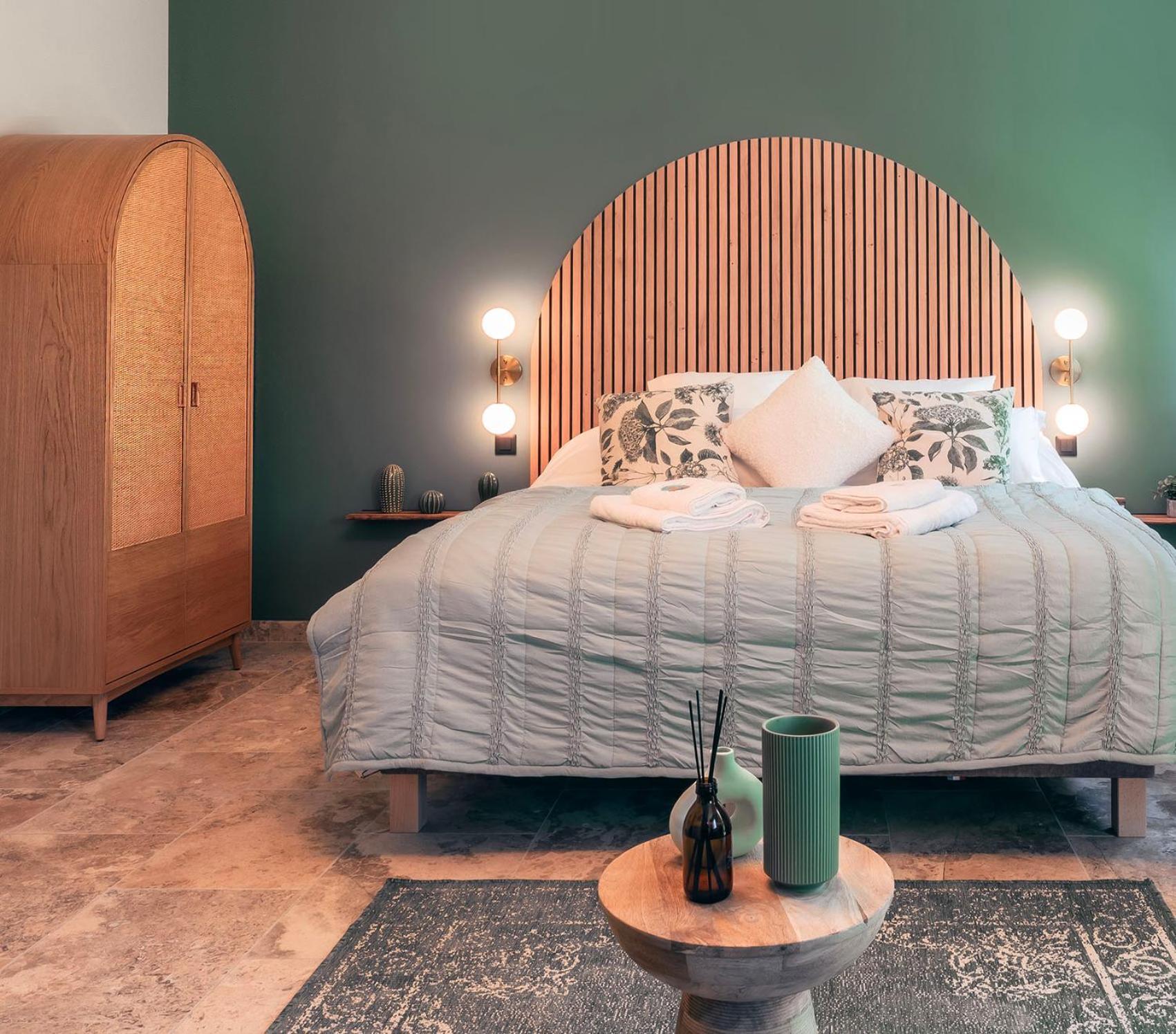 Les Suites De L'Etang Cucuron Ngoại thất bức ảnh